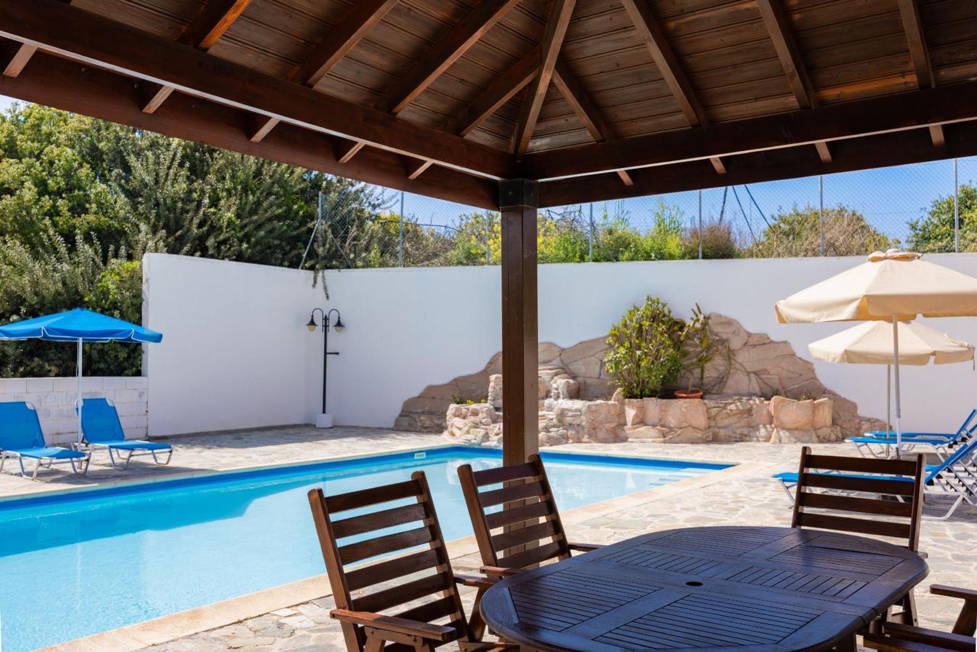 Villa Ira Finiki Λατσί Εξωτερικό φωτογραφία